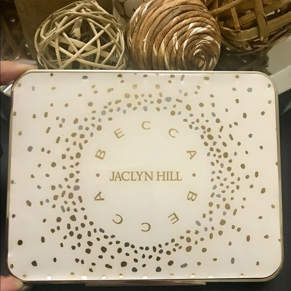 FINAL SALE ❗️Becca x Jaclyn Hill Face Palette - Picture 4 of 6